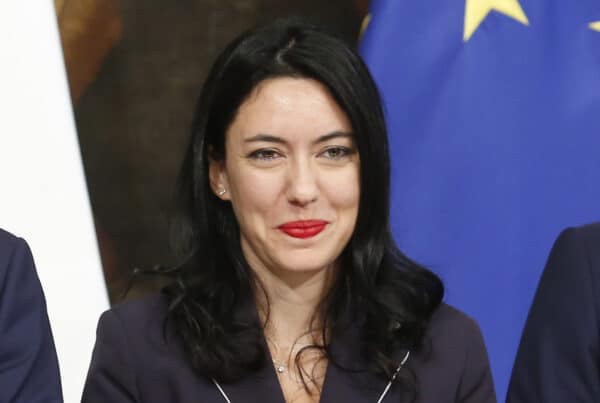 lucia azzolina